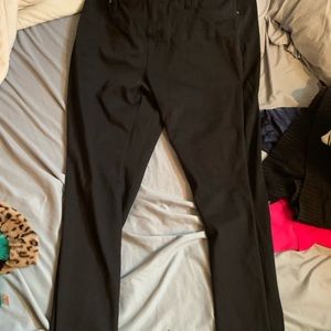 SIZE 1X BLACK JEGGINGS